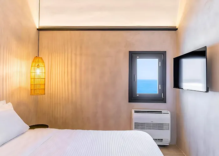 180 * Imerovigli (Santorini)