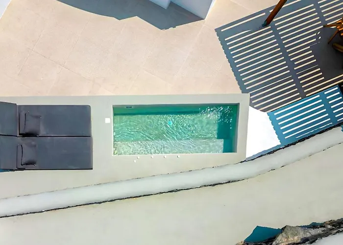 180 * Imerovigli (Santorini)